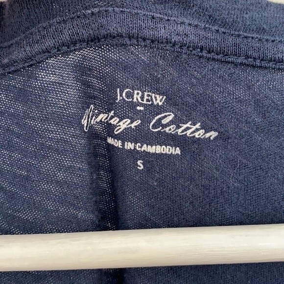 J. Crew Vintage Cotton Navy Blue Short Sleeve V-Neck Shirt Small - Picture 4 of 5